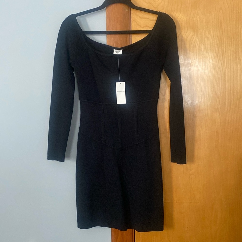 NWT Abercrombie dress size L.